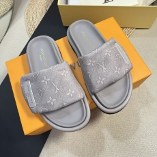 Louis Vuitton Slippers